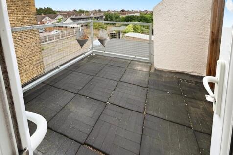 fb33b342balcony