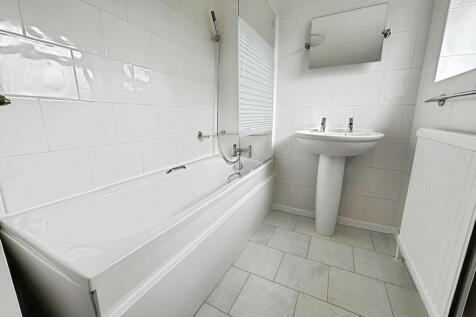 182d4976bathroom
