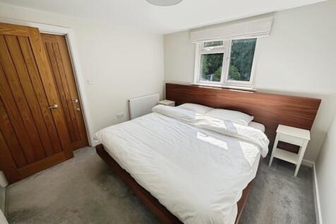 a268eb9dbedroom201