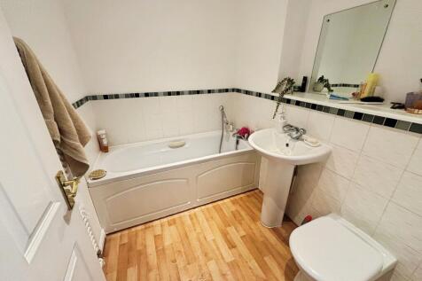 97ea85dbbathroom