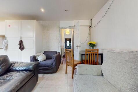 Kitchen Hallway (...