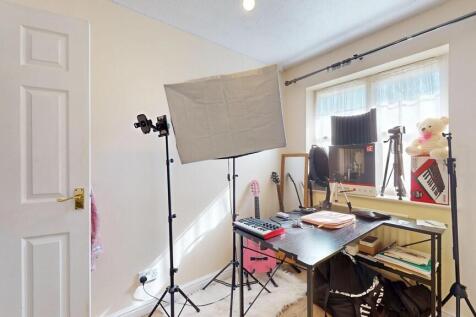 Study Room b