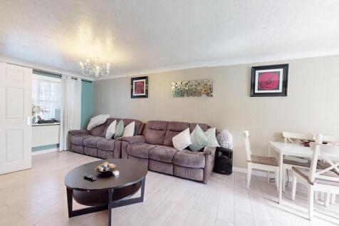 Living Room 6