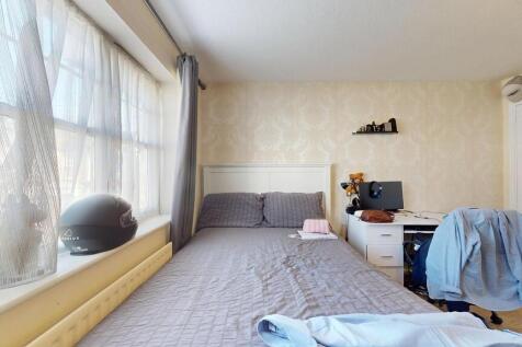 Bedroom 1b