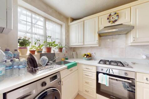 Kitchen b
