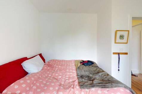 Bedroom 3 (3)