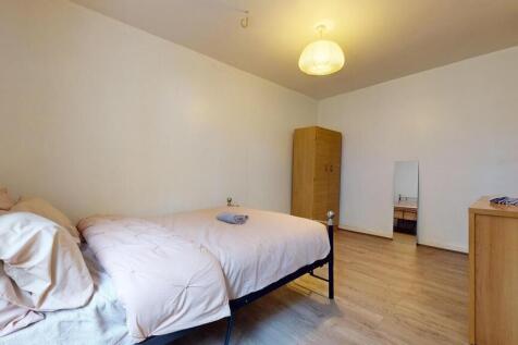Bedroom d