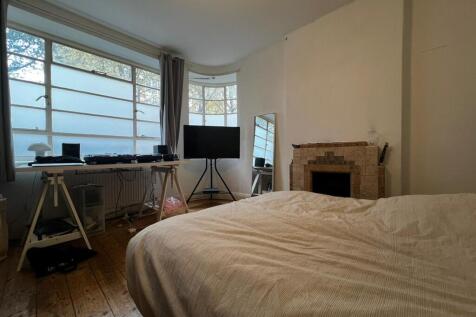 WhatsApp Image 20...