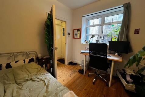 WhatsApp Image 20...