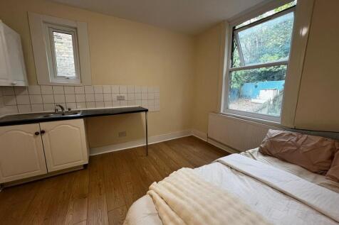 WhatsApp Image 20...