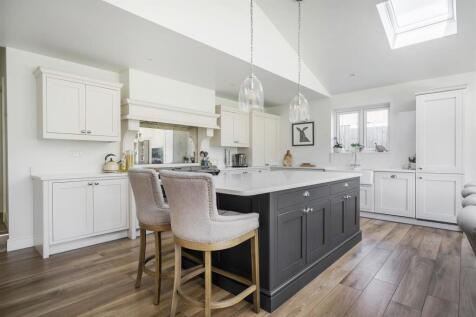 Kitchen/Living/Dining