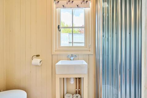 Shepherds Hut