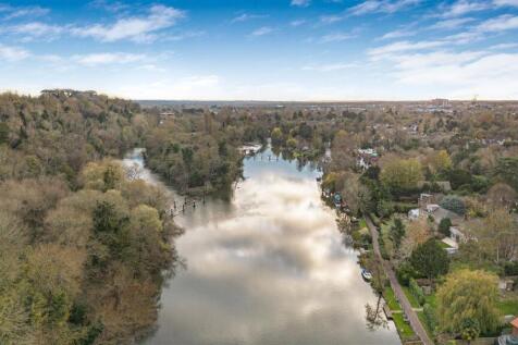 Maidenhead Riverside