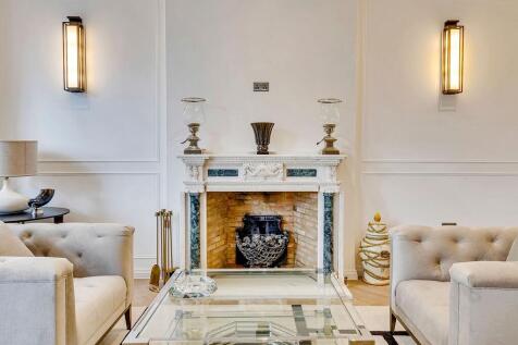 Reception room