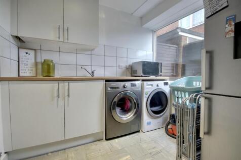 UTILITY  ROOM