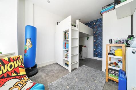 BBEDROOM FOUR