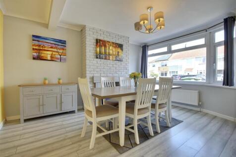 DINNING ROOM