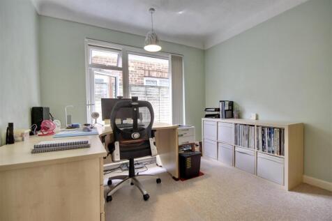 BEDROOM FIVE