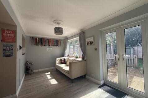 BREAKFAST ROOM
