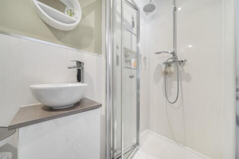 BEDROOM TWO ENSUITE