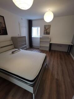 Bedroom 6-2