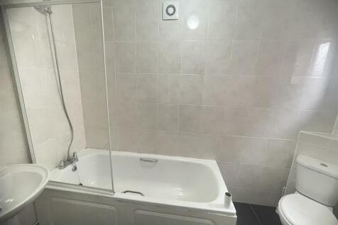 58271_33417260_IM...