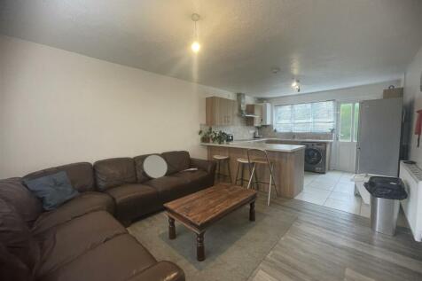 58271_33417260_IM...