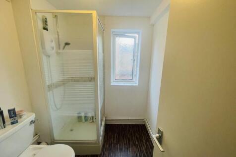 23a940b6b79a495d0...