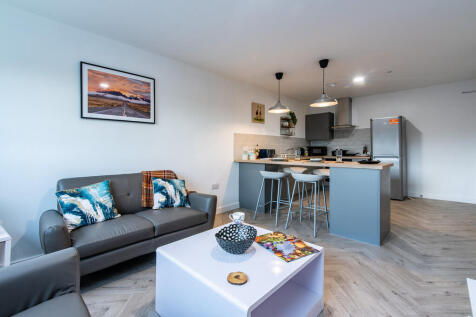 Communal Kitchen ...