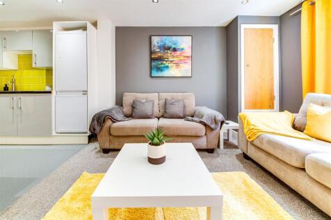 Living area 1.6.jpg