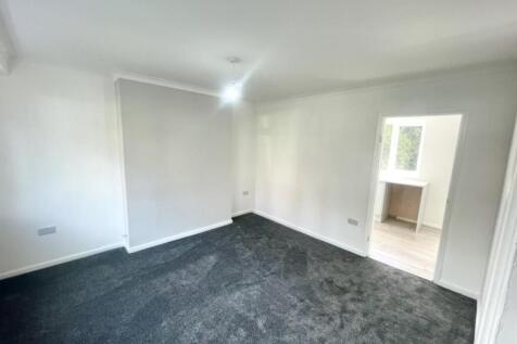 Living Room 1.jpg