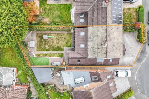 dji_fly_20250818_173756_0034_1755535379406_photo.j
