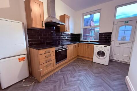 PHOTO-2025-10-23-17-55-40 2.jpg