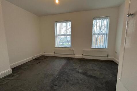 PHOTO-2025-11-06-17-00-05 13.jpg