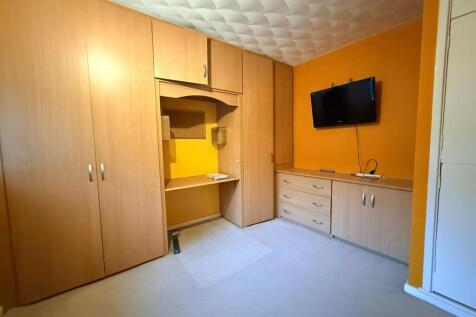 PHOTO-2025-12-12-09-58-59 9.jpg