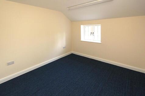 Suite 4 Room 2