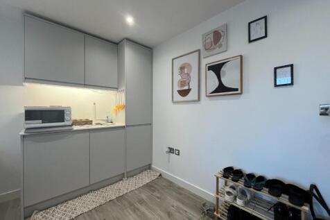Studio - Kitchenette