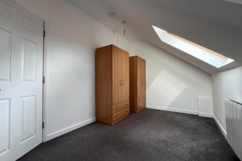 Bedroom 1 Dressing area