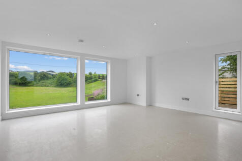 Lounge or Bedroom 2