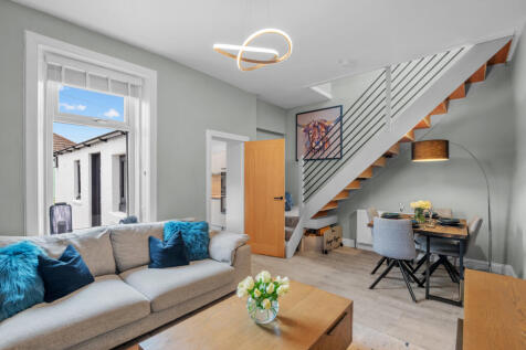 5 Living Room