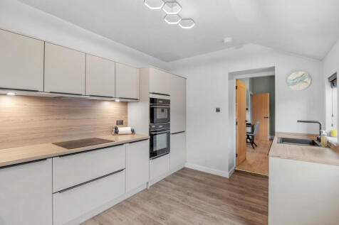 8 Kitchen