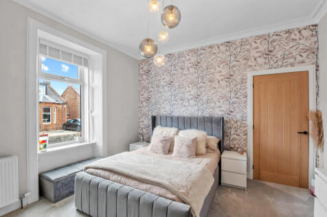 8 Bedroom 1