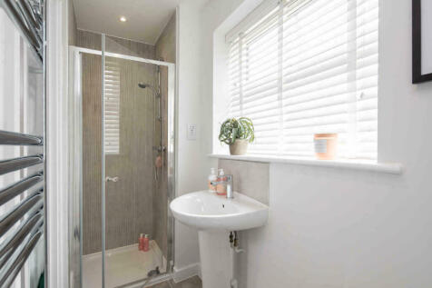 Rofford C -Show Home
