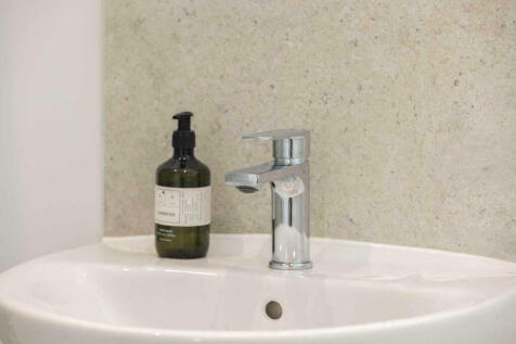 Rofford C -Show Home