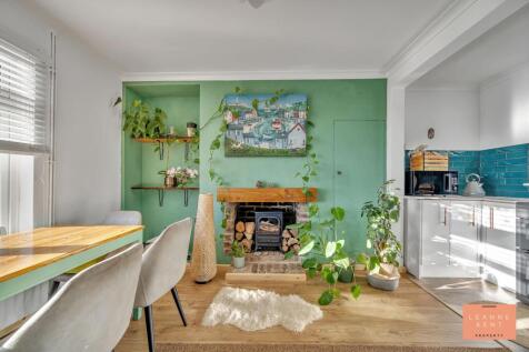 Kitchen Diner/Family Room