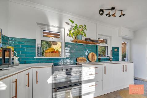 Kitchen Diner/Family Room