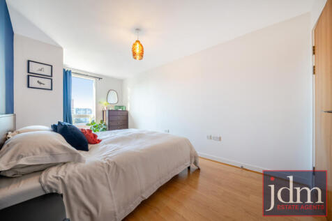 d778fddb-1666-4a5...