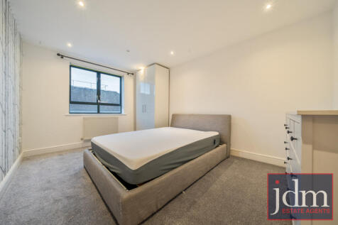 08085a17-1945-43c...