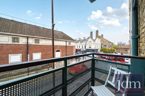 5ca389de-f44e-49a...