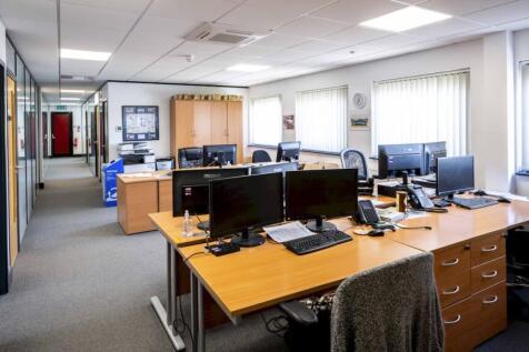 14a Wildmere  4.jpg